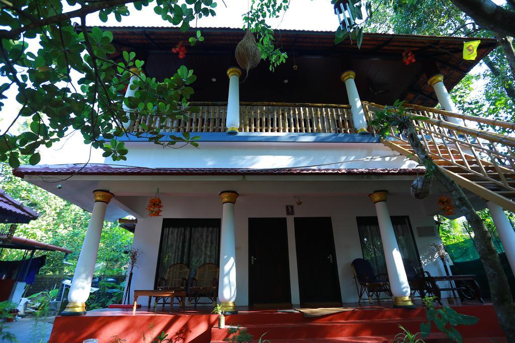 Apartmán Marari John'S Beach Mararikulam Exteriér fotografie